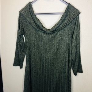 Final Sale! Women’s off the shoulder top